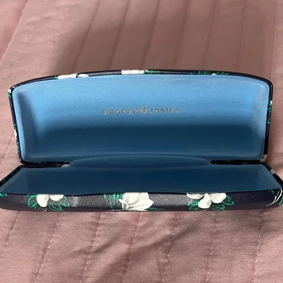 Draper James floral eyeglass case - Picture 2 of 7